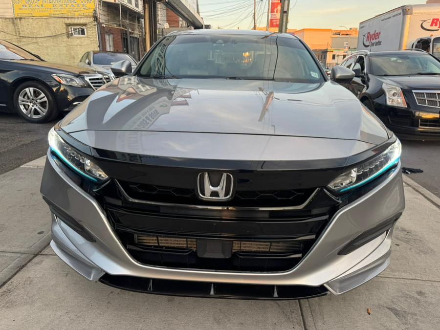 2019 Honda Accord LX 1.5T photo 3