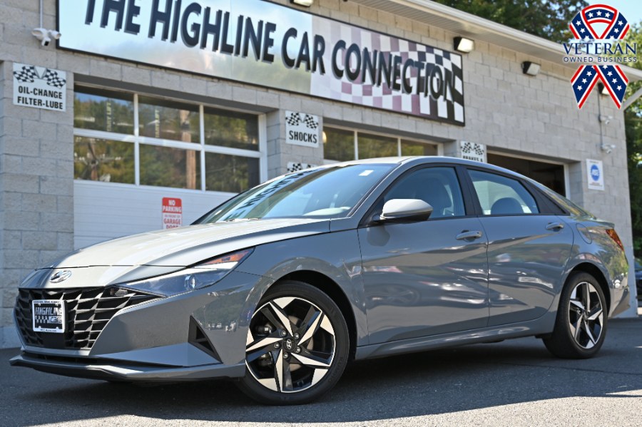 Used 2023 Hyundai Elantra in Waterbury, Connecticut | Highline Car Connection. Waterbury, Connecticut