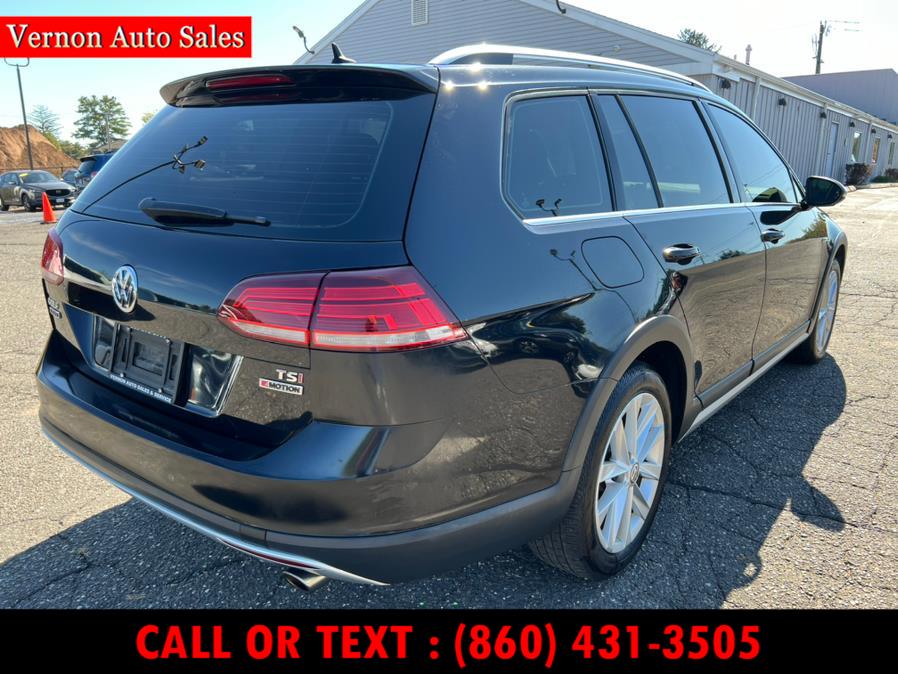 2018 Volkswagen Golf Alltrack 1.8T S photo 2