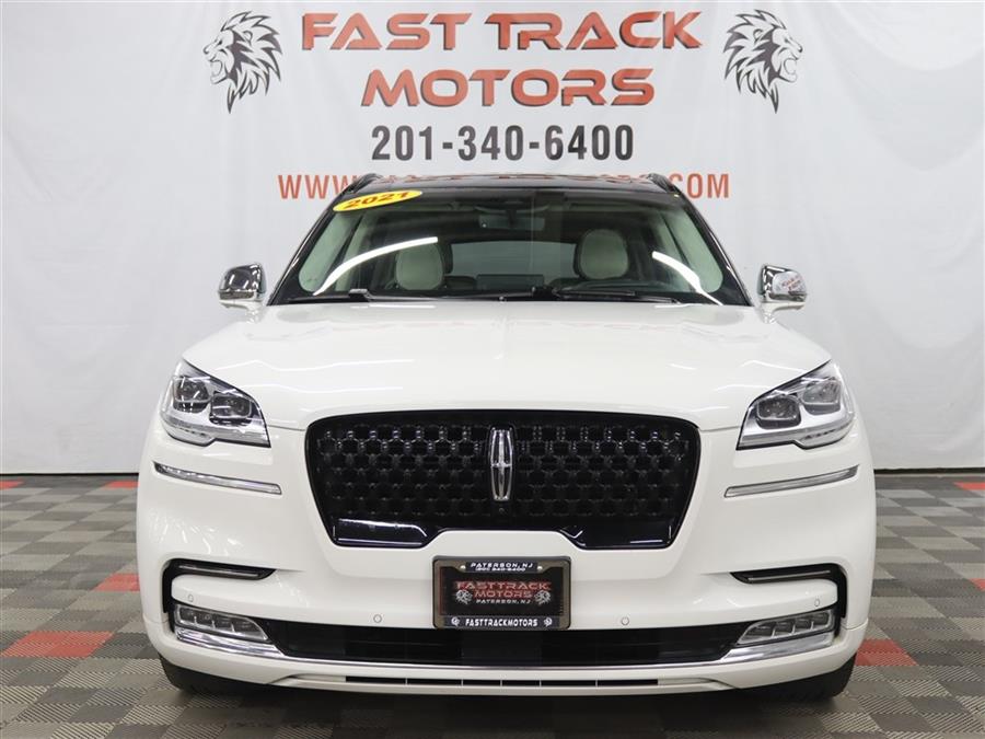 2021 Lincoln Aviator Black Label photo 2