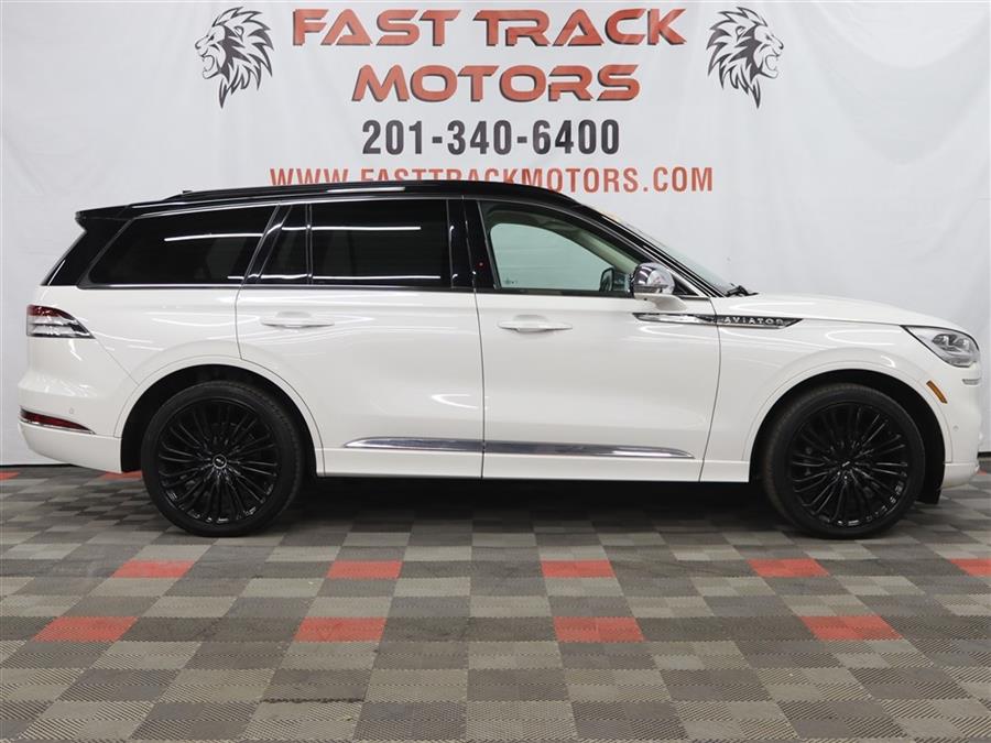 2021 Lincoln Aviator Black Label photo 4