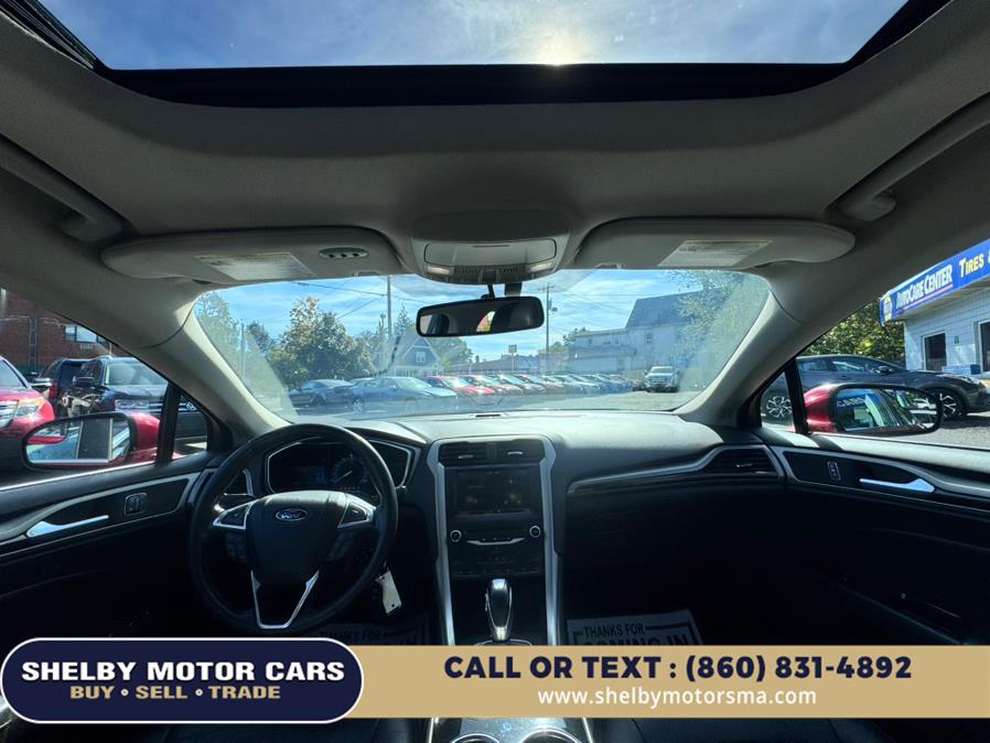 2013 Ford Fusion SE photo 18