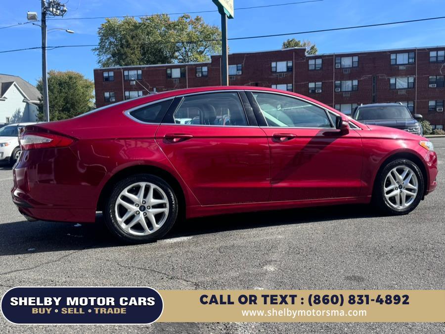 2013 Ford Fusion SE photo 5
