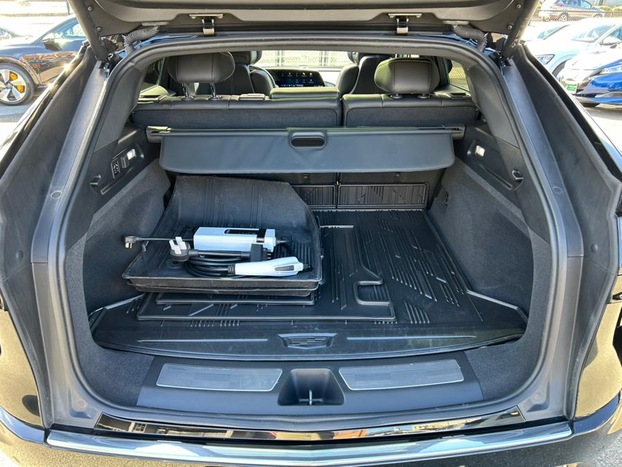 2024 Cadillac LYRIQ Luxury 3 AWD 600E4, available for sale in Daly City, California | Green Light Auto Wholesale. Daly City, California 2024 Cadillac LYRIQ Luxury 3 AWD 600E4, available for sale in Daly City, California | Green Light Auto Wholesale. Daly City, California
