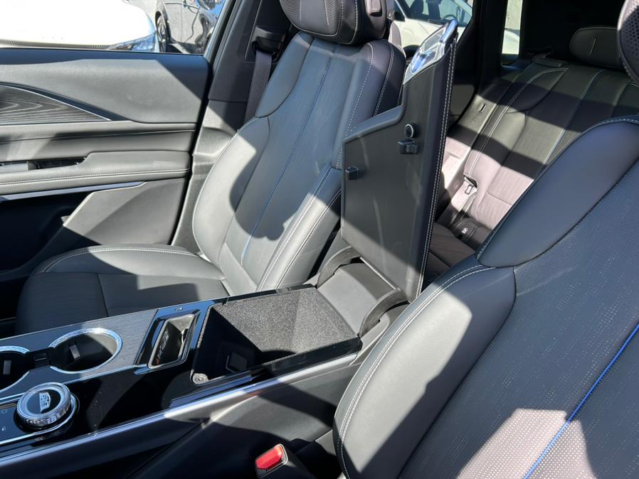 2024 Cadillac LYRIQ Luxury 3 AWD 600E4, available for sale in Daly City, California | Green Light Auto Wholesale. Daly City, California 2024 Cadillac LYRIQ Luxury 3 AWD 600E4, available for sale in Daly City, California | Green Light Auto Wholesale. Daly City, California