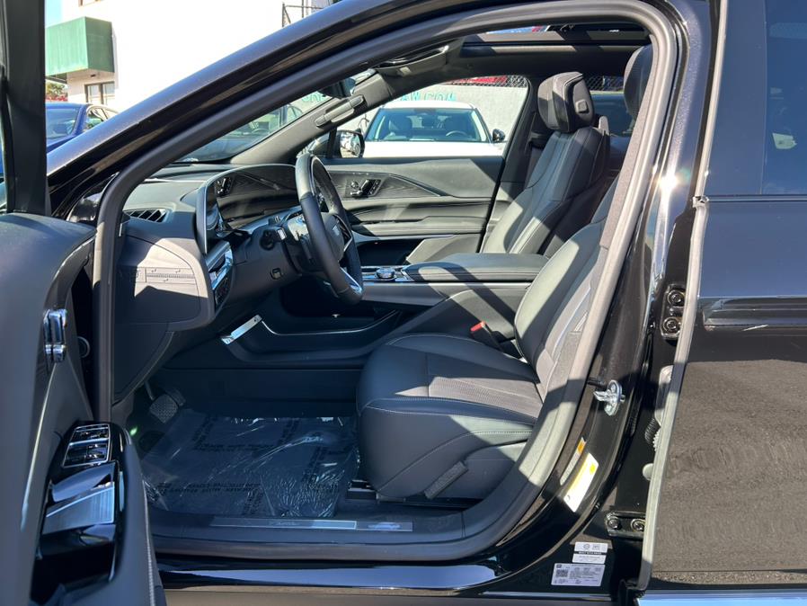 2024 Cadillac LYRIQ Luxury 3 AWD 600E4, available for sale in Daly City, California | Green Light Auto Wholesale. Daly City, California 2024 Cadillac LYRIQ Luxury 3 AWD 600E4, available for sale in Daly City, California | Green Light Auto Wholesale. Daly City, California