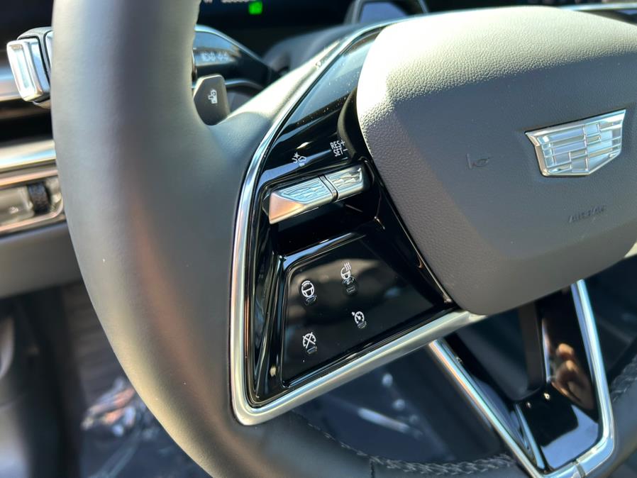 2024 Cadillac LYRIQ Luxury 3 AWD 600E4, available for sale in Daly City, California | Green Light Auto Wholesale. Daly City, California 2024 Cadillac LYRIQ Luxury 3 AWD 600E4, available for sale in Daly City, California | Green Light Auto Wholesale. Daly City, California
