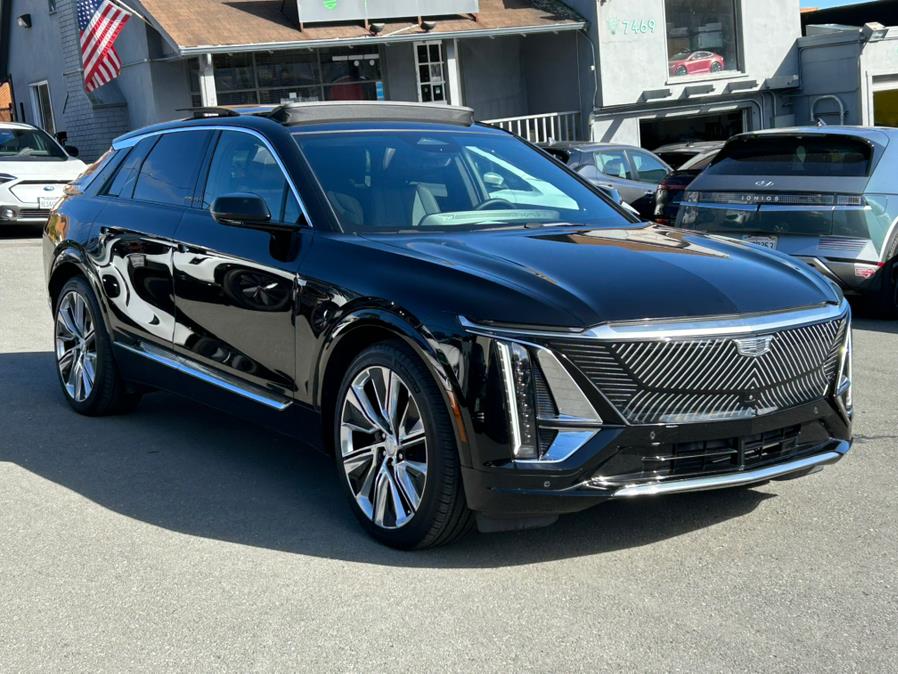 2024 Cadillac LYRIQ Luxury 3 AWD 600E4, available for sale in Daly City, California | Green Light Auto Wholesale. Daly City, California 2024 Cadillac LYRIQ Luxury 3 AWD 600E4, available for sale in Daly City, California | Green Light Auto Wholesale. Daly City, California