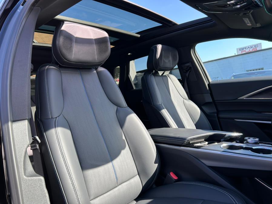 2024 Cadillac LYRIQ Luxury 3 AWD 600E4, available for sale in Daly City, California | Green Light Auto Wholesale. Daly City, California 2024 Cadillac LYRIQ Luxury 3 AWD 600E4, available for sale in Daly City, California | Green Light Auto Wholesale. Daly City, California