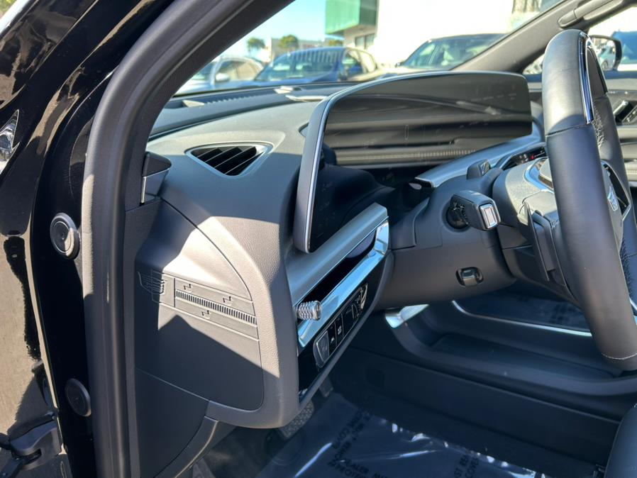 2024 Cadillac LYRIQ Luxury 3 AWD 600E4, available for sale in Daly City, California | Green Light Auto Wholesale. Daly City, California 2024 Cadillac LYRIQ Luxury 3 AWD 600E4, available for sale in Daly City, California | Green Light Auto Wholesale. Daly City, California