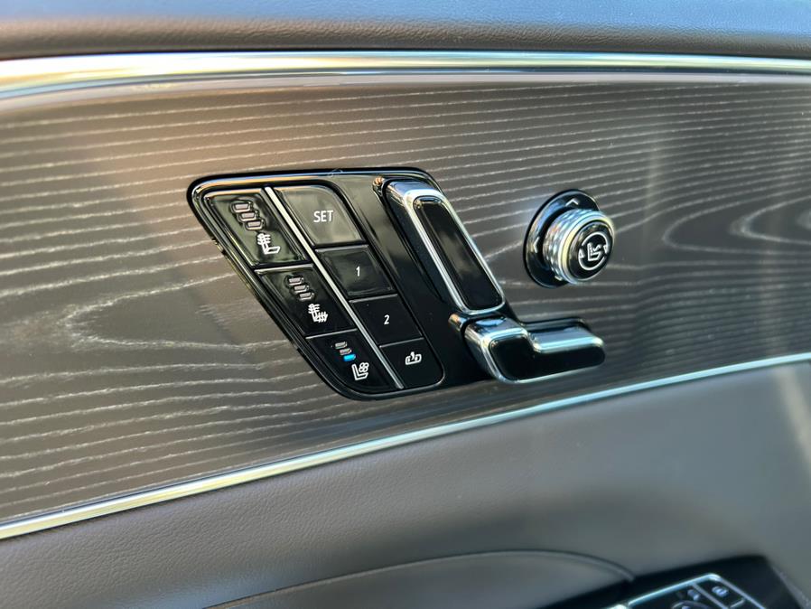 2024 Cadillac LYRIQ Luxury 3 AWD 600E4, available for sale in Daly City, California | Green Light Auto Wholesale. Daly City, California 2024 Cadillac LYRIQ Luxury 3 AWD 600E4, available for sale in Daly City, California | Green Light Auto Wholesale. Daly City, California