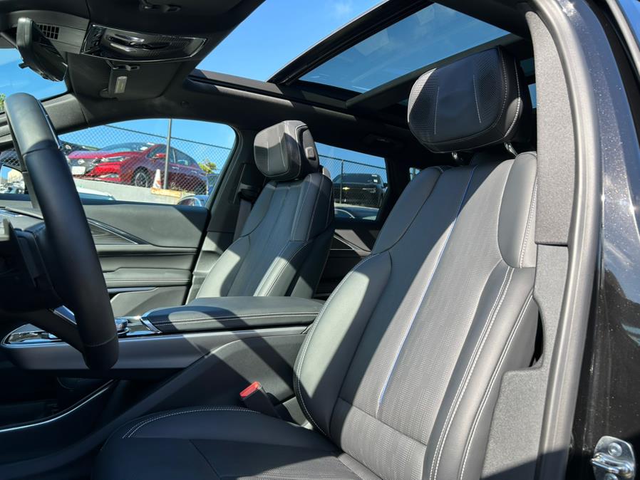 2024 Cadillac LYRIQ Luxury 3 AWD 600E4, available for sale in Daly City, California | Green Light Auto Wholesale. Daly City, California 2024 Cadillac LYRIQ Luxury 3 AWD 600E4, available for sale in Daly City, California | Green Light Auto Wholesale. Daly City, California