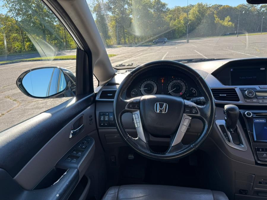 2014 Honda Odyssey 5dr Touring, available for sale in New Britain, Connecticut | Supreme Automotive. New Britain, Connecticut 2014 Honda Odyssey 5dr Touring, available for sale in New Britain, Connecticut | Supreme Automotive. New Britain, Connecticut