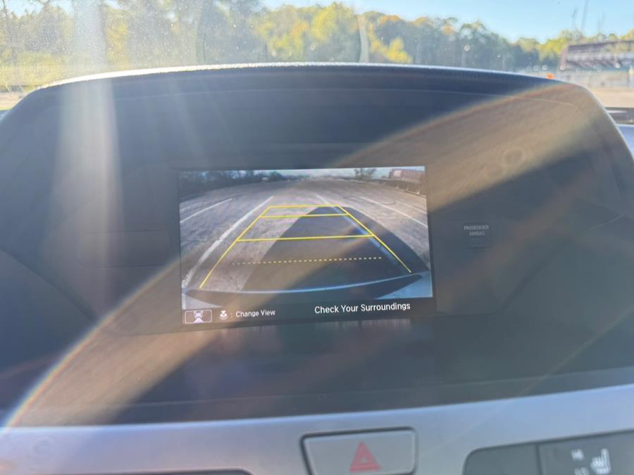 2014 Honda Odyssey 5dr Touring, available for sale in New Britain, Connecticut | Supreme Automotive. New Britain, Connecticut 2014 Honda Odyssey 5dr Touring, available for sale in New Britain, Connecticut | Supreme Automotive. New Britain, Connecticut