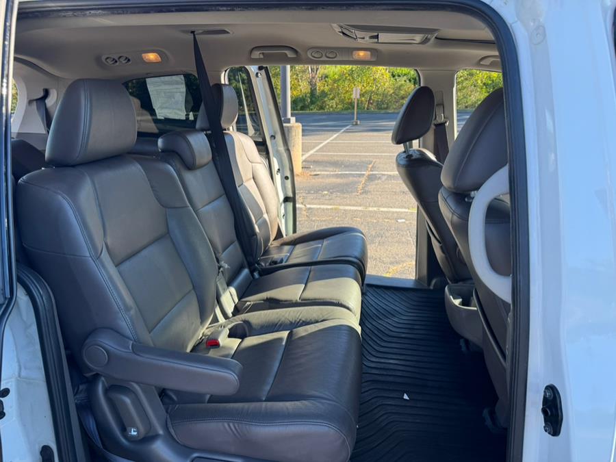 2014 Honda Odyssey 5dr Touring, available for sale in New Britain, Connecticut | Supreme Automotive. New Britain, Connecticut 2014 Honda Odyssey 5dr Touring, available for sale in New Britain, Connecticut | Supreme Automotive. New Britain, Connecticut