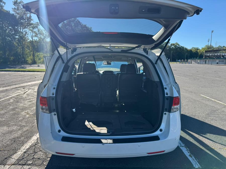 2014 Honda Odyssey 5dr Touring, available for sale in New Britain, Connecticut | Supreme Automotive. New Britain, Connecticut 2014 Honda Odyssey 5dr Touring, available for sale in New Britain, Connecticut | Supreme Automotive. New Britain, Connecticut
