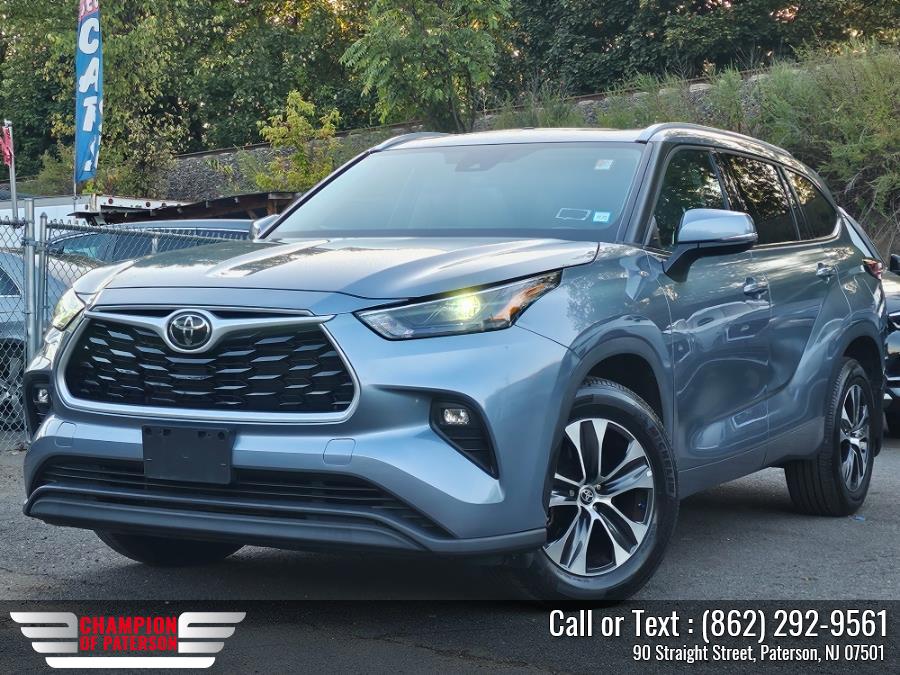 2022 Toyota Highlander XLE AWD (Natl), available for sale in Paterson, New Jersey | Champion of Paterson. Paterson, New Jersey