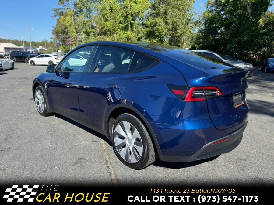 2023 Tesla Model Y Long Range photo 3
