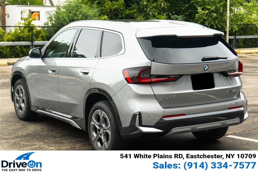 2025 Bmw X1 XDrive28i photo 2