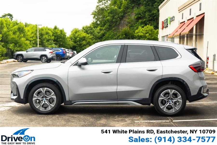 2025 Bmw X1 XDrive28i photo 3