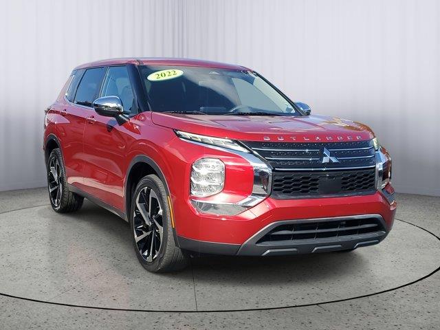 2022 Mitsubishi Outlander ES FWD, available for sale in Fort Myers, Florida | Carlux Fort Myers. Fort Myers, Florida