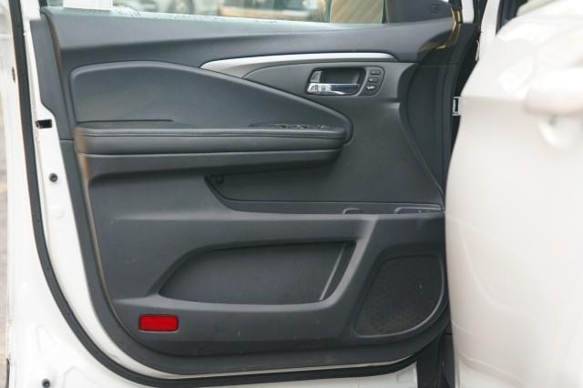 2021 Honda Passport EX-L, available for sale in Yonkers, New York | Westchester Auto Group. Yonkers, New York 2021 Honda Passport EX-L, available for sale in Yonkers, New York | Westchester Auto Group. Yonkers, New York