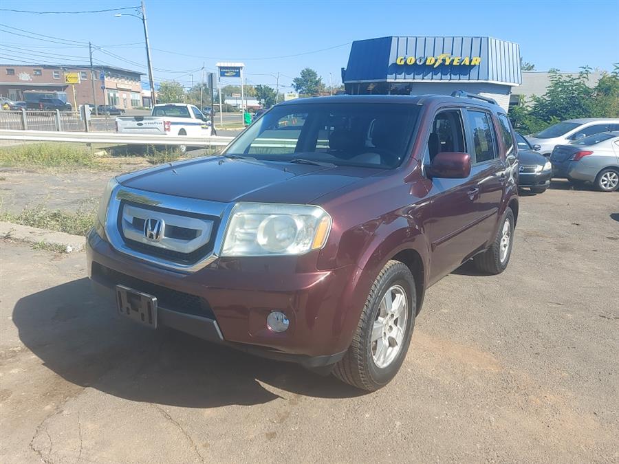 Used 2011 Honda Pilot in West Hartford, Connecticut | Chadrad Motors llc. West Hartford, Connecticut