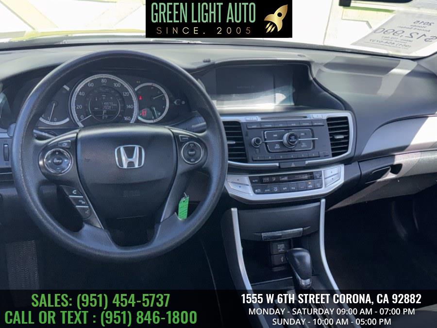2015 Honda Accord LX photo 16