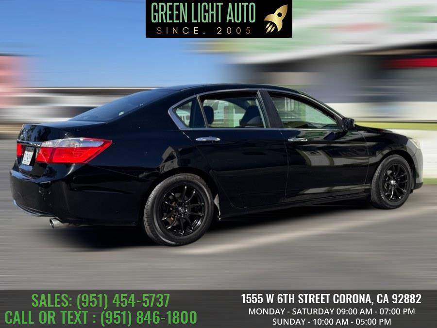 2015 Honda Accord LX photo 14