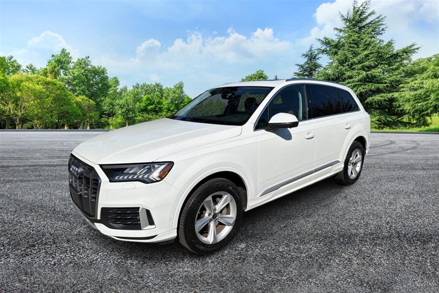 Used 2024 Audi Q7 in Lindenhurst, New York | Power Motor Group. Lindenhurst, New York