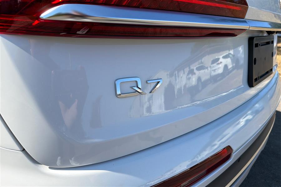 2024 Audi Q7 Premium Plus 45 photo 23