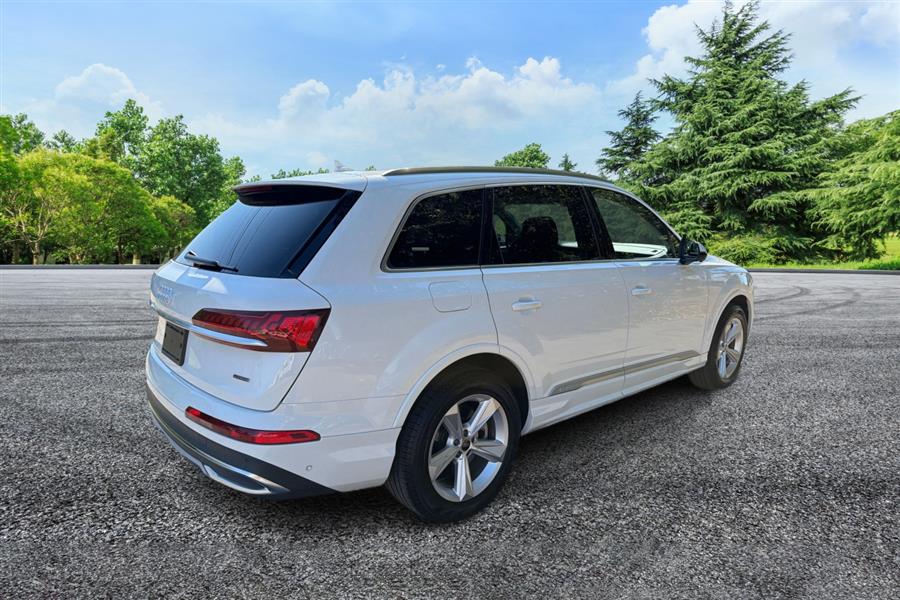 2024 Audi Q7 Premium Plus 45 photo 4
