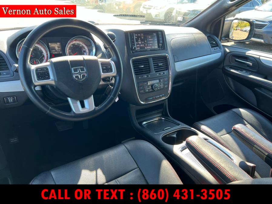 2018 Dodge Grand Caravan GT photo 24