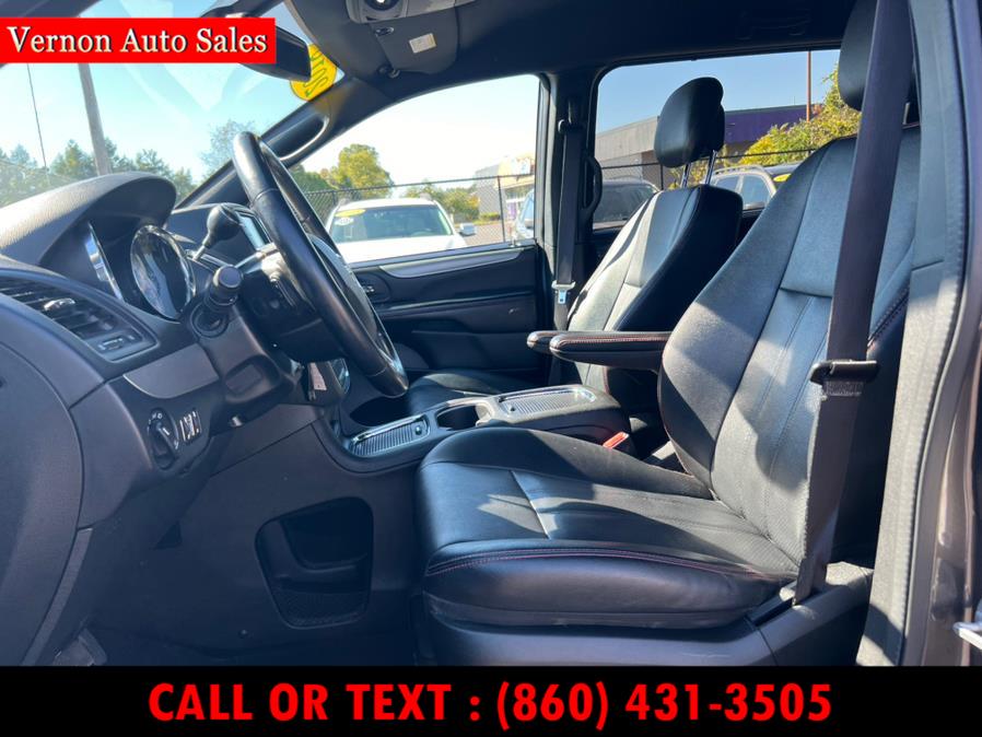 2018 Dodge Grand Caravan GT photo 9