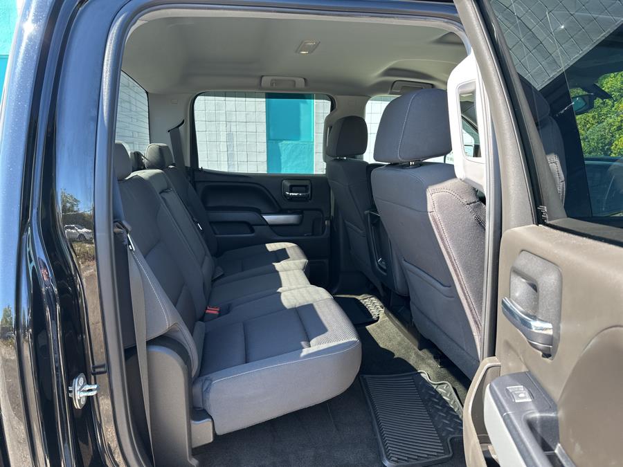 2018 Chevrolet Silverado 1500 4WD Crew Cab 143.5" LT w/2LT, available for sale in Milford, Connecticut | Dealertown Auto Wholesalers. Milford, Connecticut 2018 Chevrolet Silverado 1500 4WD Crew Cab 143.5" LT w/2LT, available for sale in Milford, Connecticut | Dealertown Auto Wholesalers. Milford, Connecticut