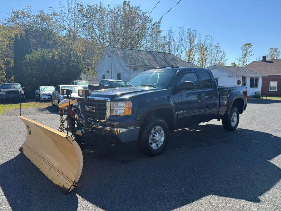 2009 GMC Sierra 2500HD 4WD Ext Cab 157.5" SLE, available for sale in Southwick, Massachusetts | Country Auto Sales. Southwick, Massachusetts