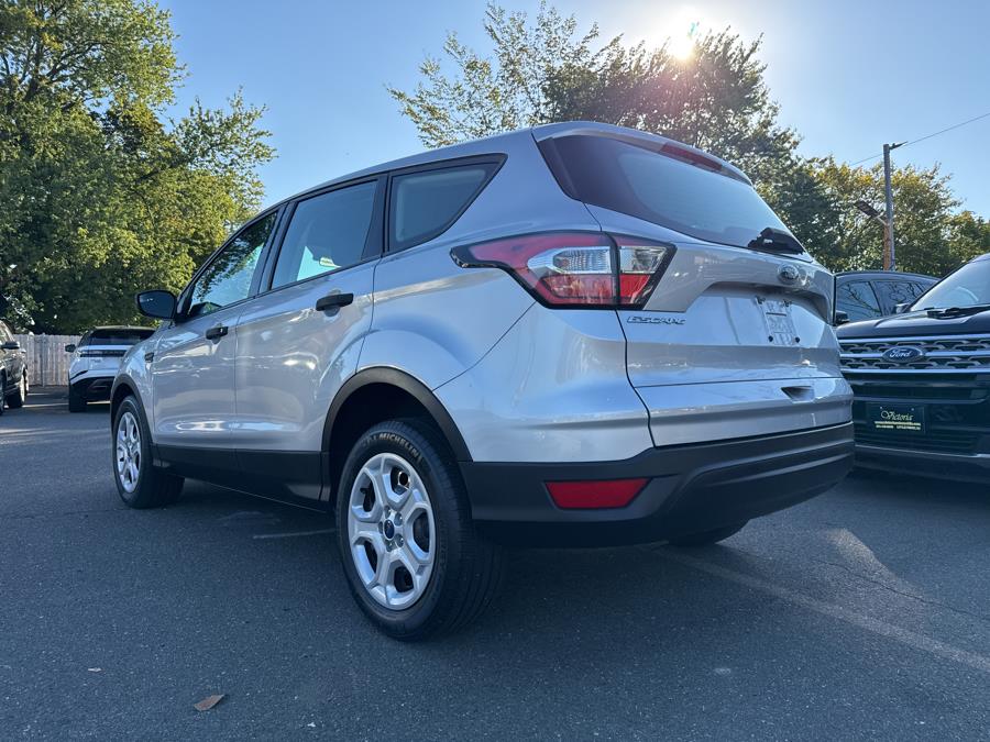 2017 Ford Escape S photo 3