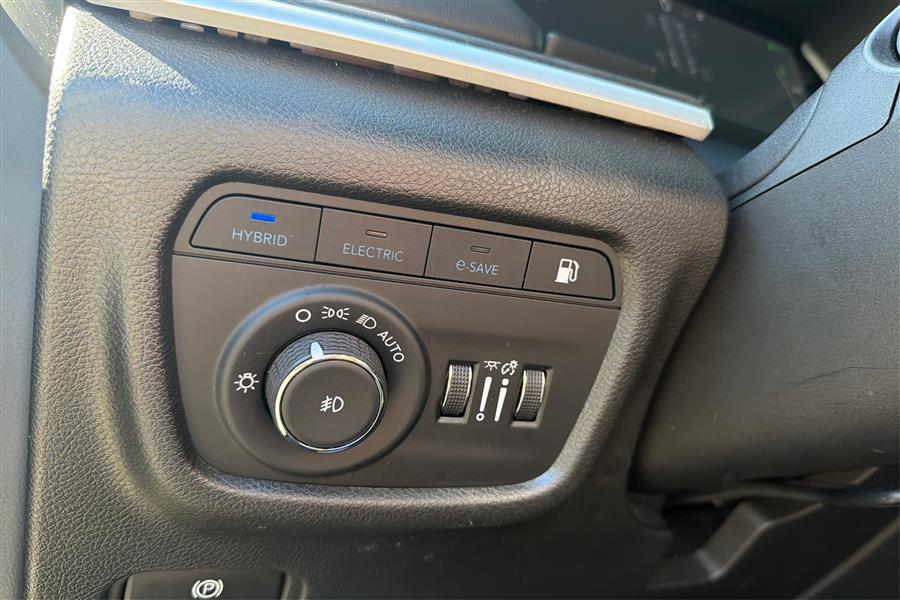 2024 Jeep Cherokee Limited 4xe photo 17