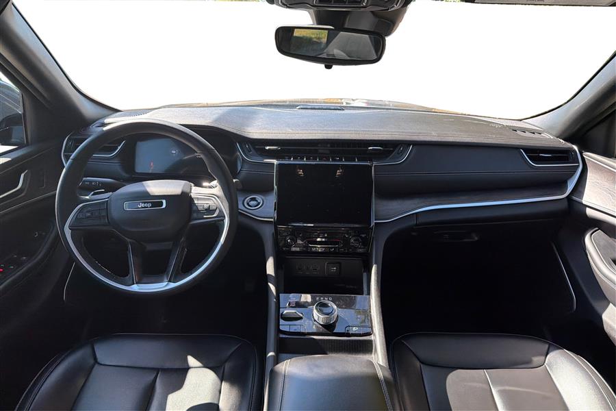 2024 Jeep Cherokee Limited 4xe photo 27