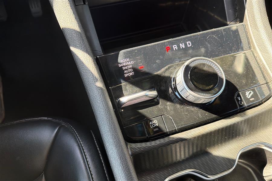 2024 Jeep Cherokee Limited 4xe photo 33