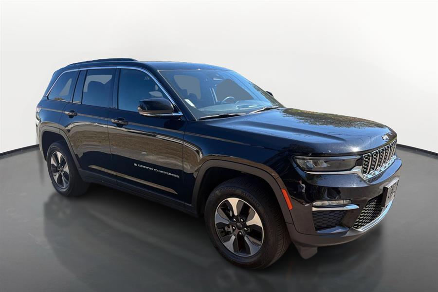2024 Jeep Cherokee Limited 4xe photo 8