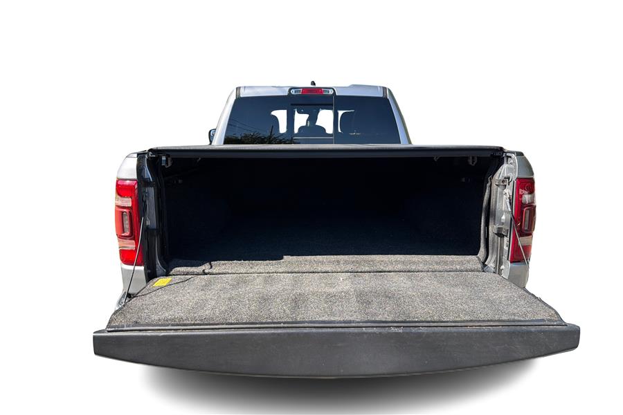 2019 Ram 1500 Laramie photo 11