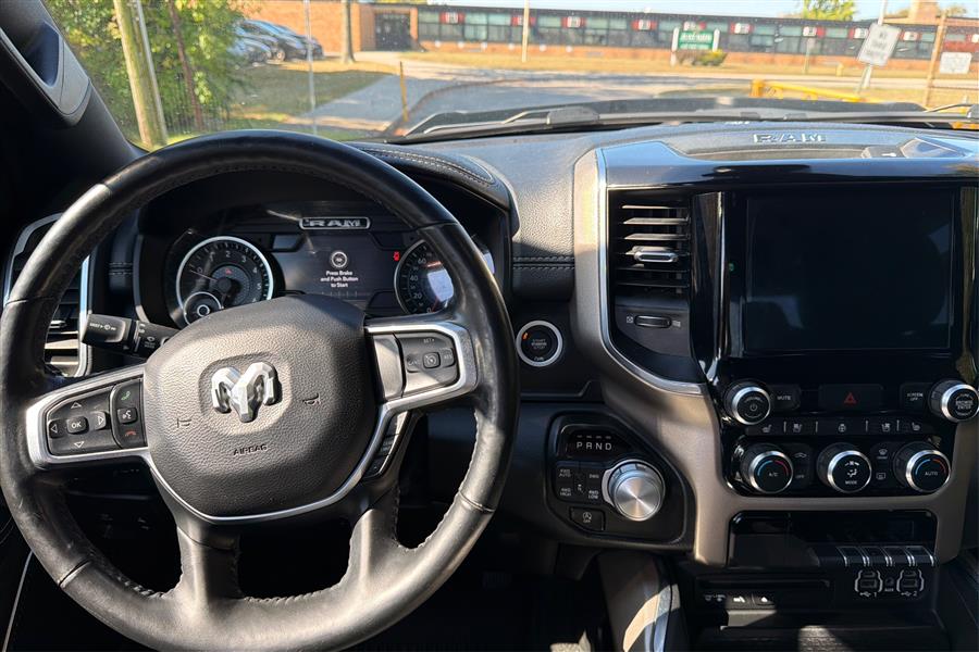 2019 Ram 1500 Laramie photo 12