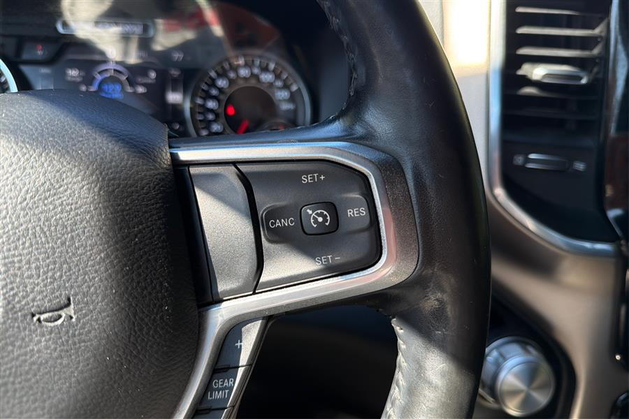2019 Ram 1500 Laramie photo 32