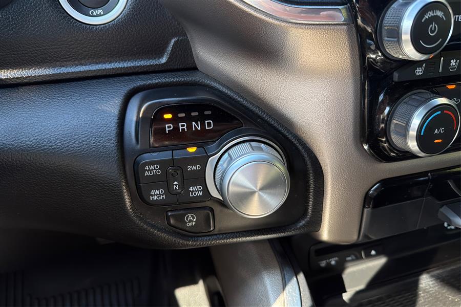 2019 Ram 1500 Laramie photo 35