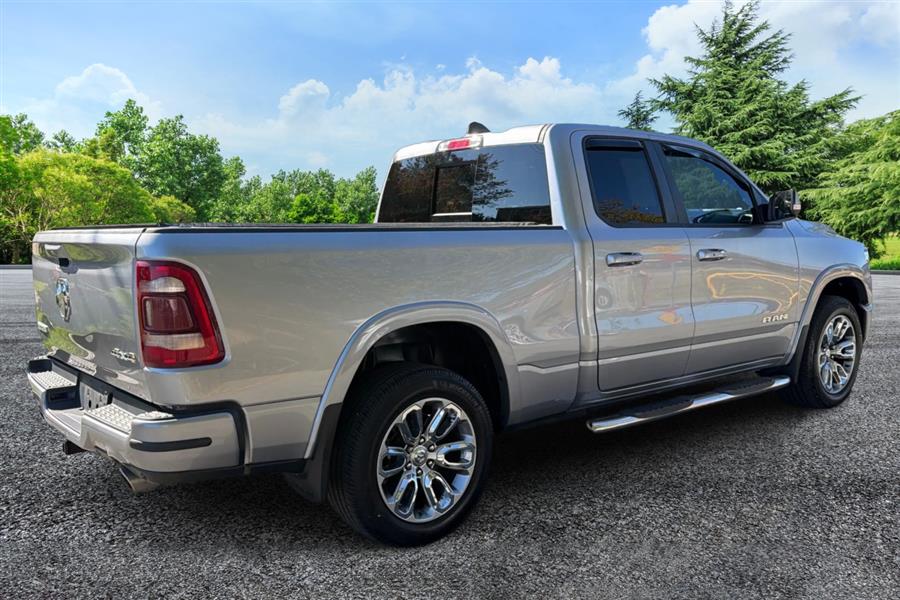 2019 Ram 1500 Laramie photo 4