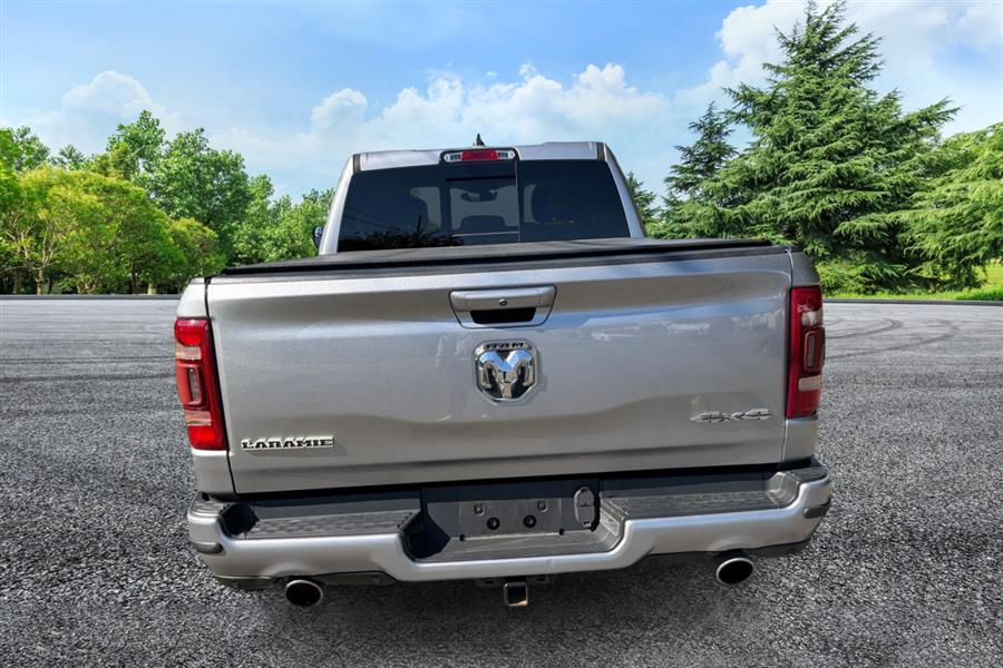 2019 Ram 1500 Laramie photo 5