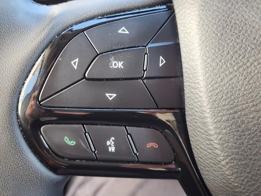 2023 Jeep Cherokee Altitude Lux 4x4, available for sale in Newark, New Jersey | Champion Auto Sales. Newark, New Jersey 2023 Jeep Cherokee Altitude Lux 4x4, available for sale in Newark, New Jersey | Champion Auto Sales. Newark, New Jersey