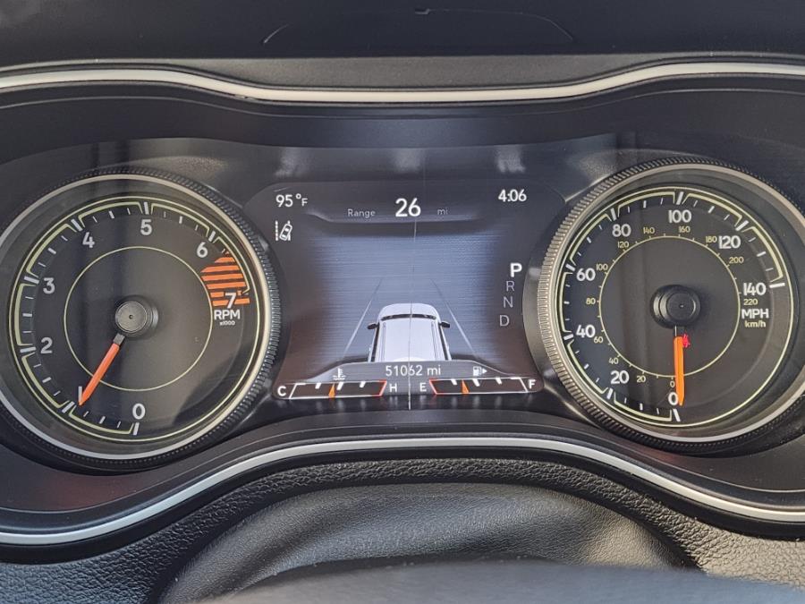 2023 Jeep Cherokee Altitude Lux 4x4, available for sale in Newark, New Jersey | Champion Auto Sales. Newark, New Jersey 2023 Jeep Cherokee Altitude Lux 4x4, available for sale in Newark, New Jersey | Champion Auto Sales. Newark, New Jersey
