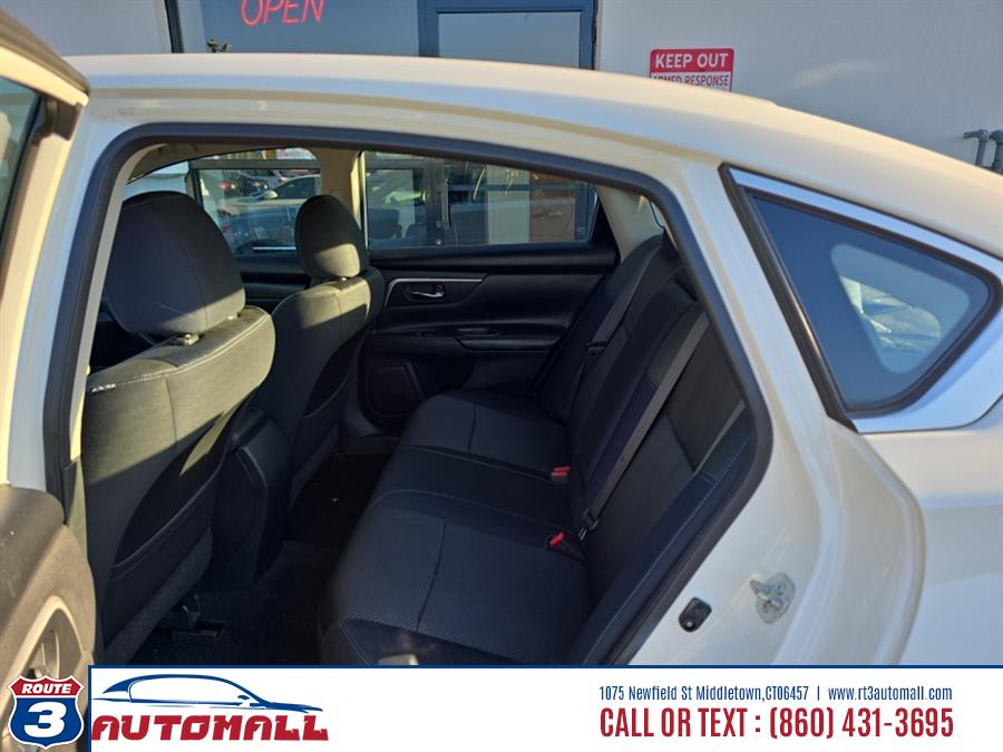 2017 Nissan Altima 2.5 SR Sedan, available for sale in Middletown, Connecticut | RT 3 AUTO MALL LLC. Middletown, Connecticut 2017 Nissan Altima 2.5 SR Sedan, available for sale in Middletown, Connecticut | RT 3 AUTO MALL LLC. Middletown, Connecticut
